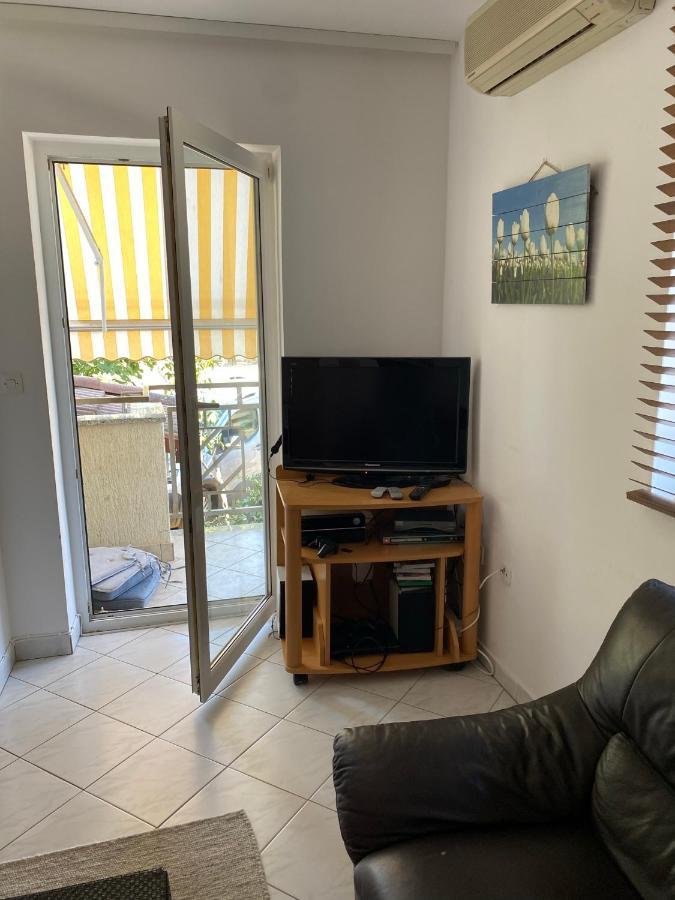 Casa Rosa Apartment Banjole Bagian luar foto